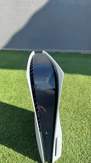 PlayStation 5 Disk Edition- Good condition/R7800(negotiable)