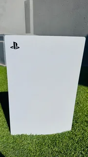 PlayStation 5 Disk Edition- Good condition/R7800(negotiable)