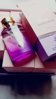 Berry weekend violet perfume