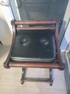 Vintage shelf unit and chair