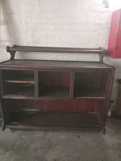 Vintage shelf unit and chair