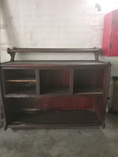 Vintage shelf unit and chair