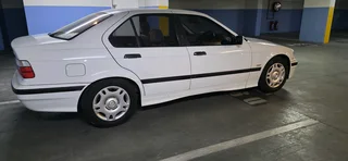 1999 BMW E36 316i Auto