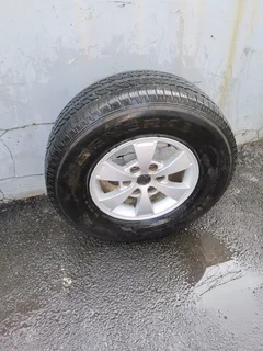 Mag &amp; Tyre 265-70-16inch 80% Life