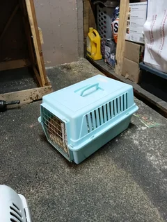 Pet Travel Box For Sale ( New )