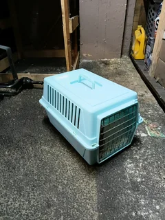 Pet Travel Box For Sale ( New )