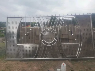 Roof cleaning and painting, welding gates , barglar guard, plumbing