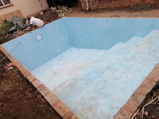 Swimming pools and paving, i do it with cheap prices,call or whatsap Mr Mateu on 0748687012