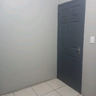 In house room for rent