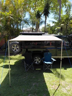 Mini Shade Awning - Vehicle Mounted