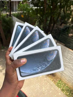 Iphone XR64gb - Ad posted by Promise Mashalane