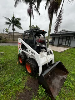 Botcat Skid-steer loader 753