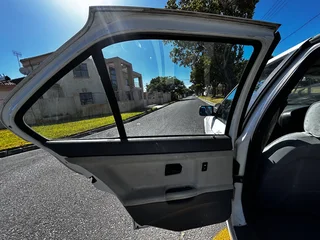 BMW 318i ‘96 Sedan