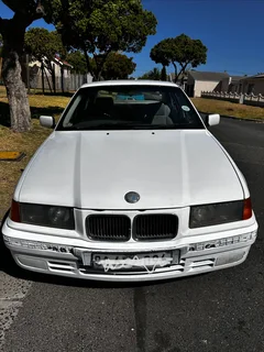 BMW 318i ‘96 Sedan