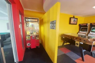 Bargain : 7 Nights for 8 People 19-26 Dec 25 &#64; Hermanus Beach Club, Western Cape