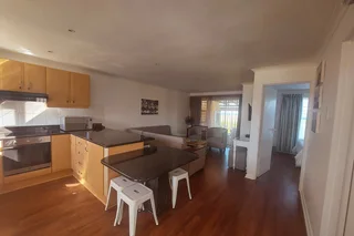 Grab a Bargain : 7 Nights / 8 People 26 Dec to 02 Jan 25 &#64; Hermanus Beach Club, W. Cape