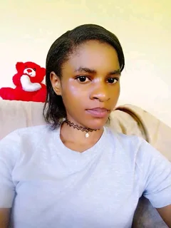 Looking for a domestic job eg cleaning ,washing etc 0618740881