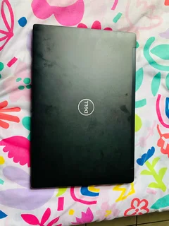 Black dell laptop, 327GB