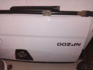 New NP200 (2024) tailgate