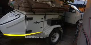 Camping trailer Xt75 with howling moon delux trailer tent