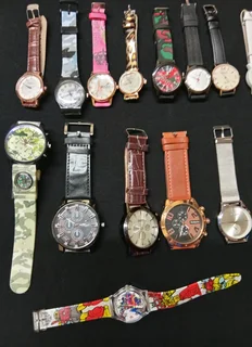 Men's & Woman's Watches For Sale