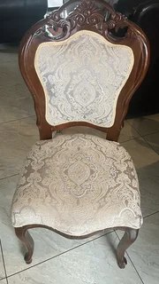 Elegant 8 Seater Dining Room Set