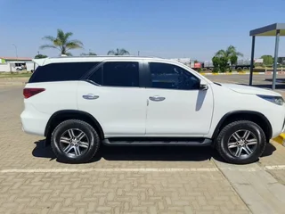 2017 Toyota Fortuner SUV