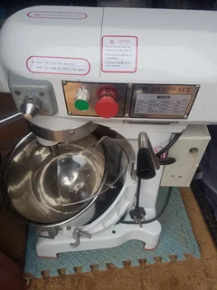 20 L  mixer