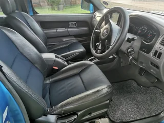 Nissan hardbody automatic