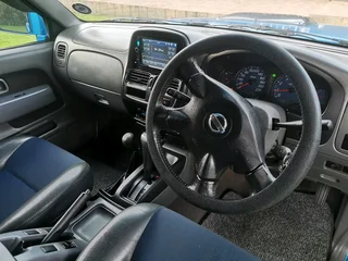 Nissan hardbody automatic