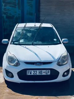 2015 Ford Figo Hatchback