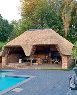 Thatch roofs and repairs