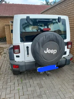 White jeep wrangler