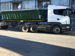 Side Tipper Trailer