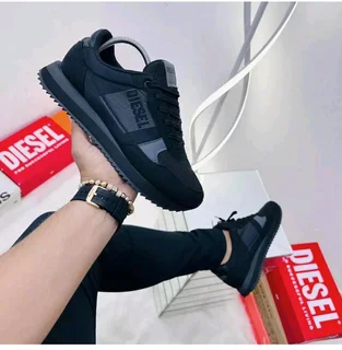 Desal sneakers  in black color