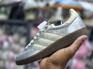 Addidas  sneakers