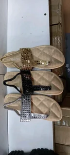 Ladies sandles