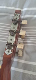 Guitar - Ad posted by Calv