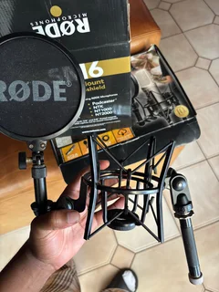 Recording equipment and laptop