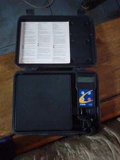 Electronic charging scale