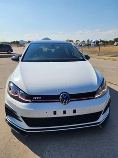 2017 Volkswagen Golf Hatchback