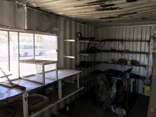 Container. ( 6m *2m ) 0658797561