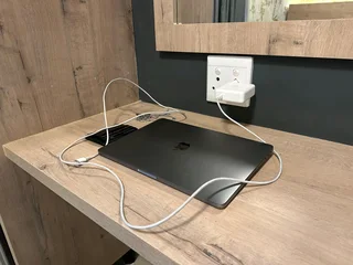 MacBook Pro 2020 R15500