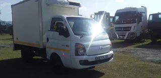 2015 HYUNDAI H100 FRIDGE