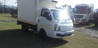 2015 HYUNDAI H100 FRIDGE