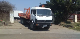 1992 MERCEDES BENZ ECONOLINER16-23 CONTAINER LIFT CRANE