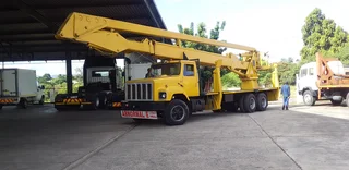 2007 International S Liner Cherry Picker