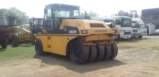 2014 LONGGONG 20TON  TYRED ROLLER