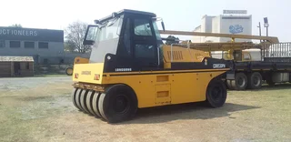 2014 LONGGONG 20TON  TYRED ROLLER