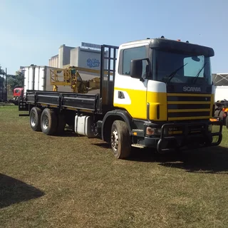 2005 Scania P470 Dropside Body